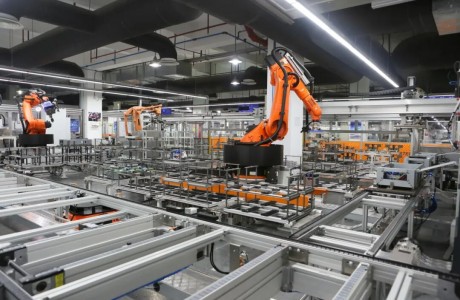 新時達“精耕小腦”，與大腦協同，加速具身智能垂直落地